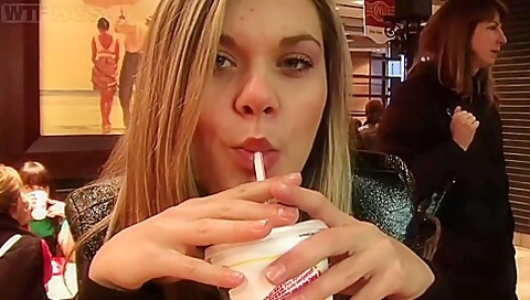 Kathleen Pitts In Hot Amateur Couple In Romantic Mood