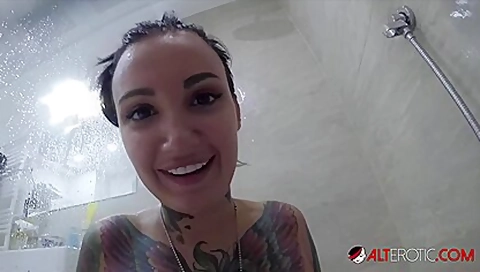 Tattooed babe Adel Asanti masturbates then sucks a dick