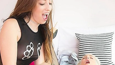 Fuck Us Hard And Fuck Us Good! - Venom Evil And Liz Rainbow