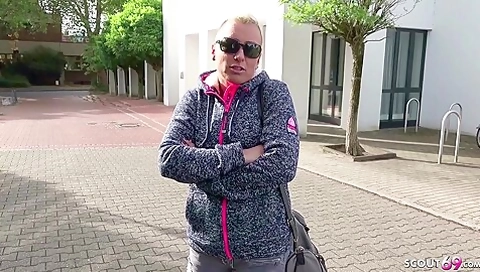 Stepmom Mandy Deep Anal Sex At Street Casting For Money