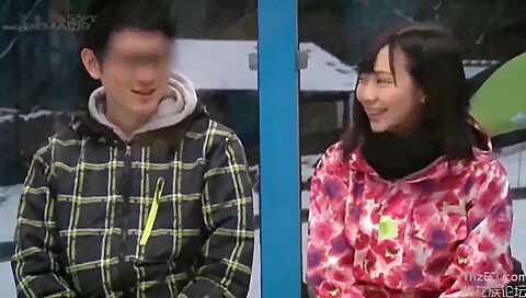 241002卒業旅行中の恋人未満な男女でヌポヌポ026